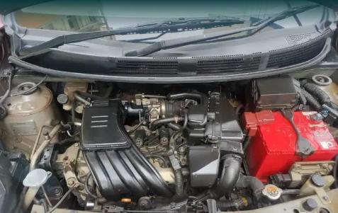 Nissan Micra XV CVT 2013