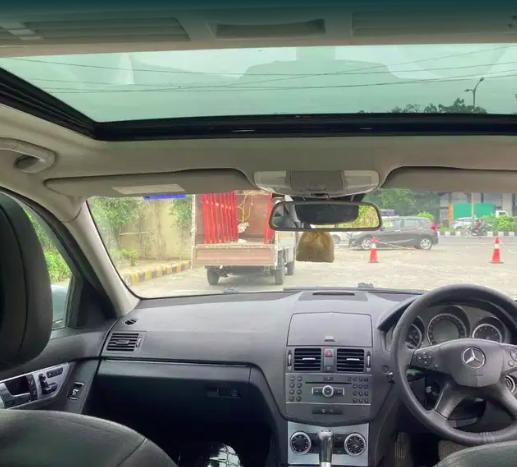 Mercedes-Benz C-Class 200 CGI 2010