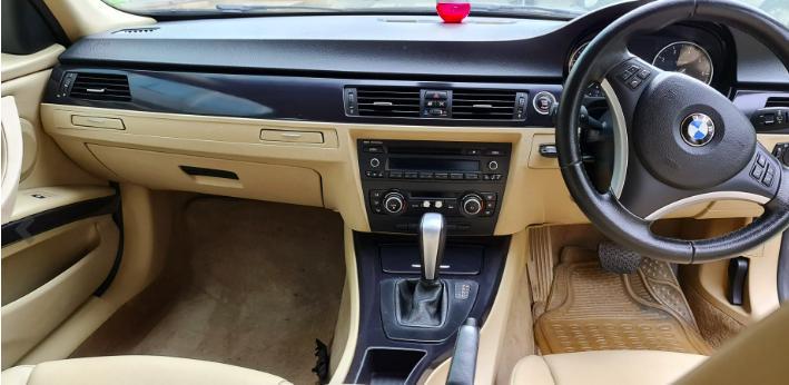 BMW 3 Series 320I 2012