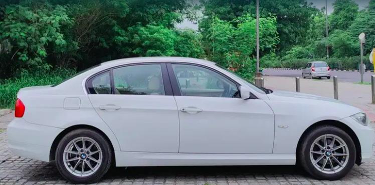 BMW 3 Series 320I 2010