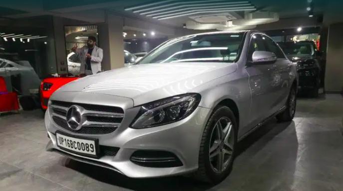 Mercedes-Benz C-Class 220 CDI AVANTGARDE AT 2015