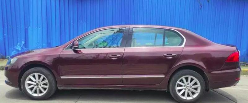 SKODA SUPERB Elegance 1.8 TSI AT 2015