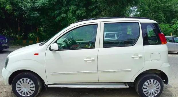 Mahindra Quanto C2 2013