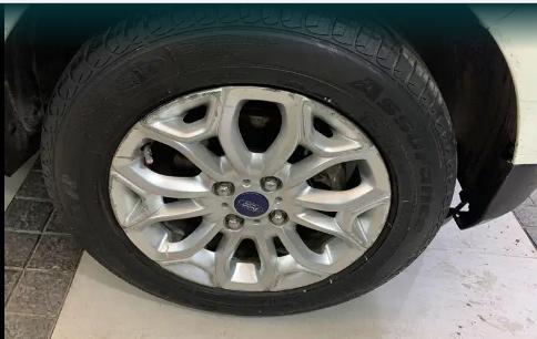 Ford EcoSport Titanium 1.5L TDCi 2015