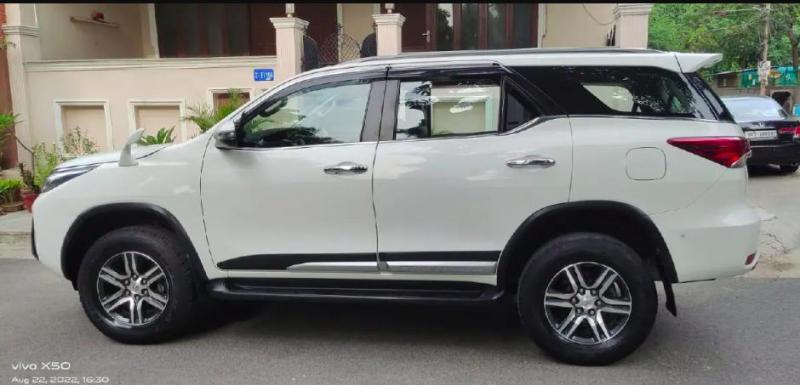 Toyota Fortuner 2.8 4x2 AT 2018
