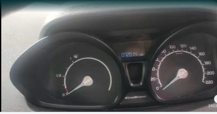 Ford EcoSport AMBIENTE 1.5 TDCI 2015