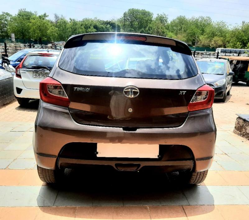 Tata Tiago Revotron XT 2019