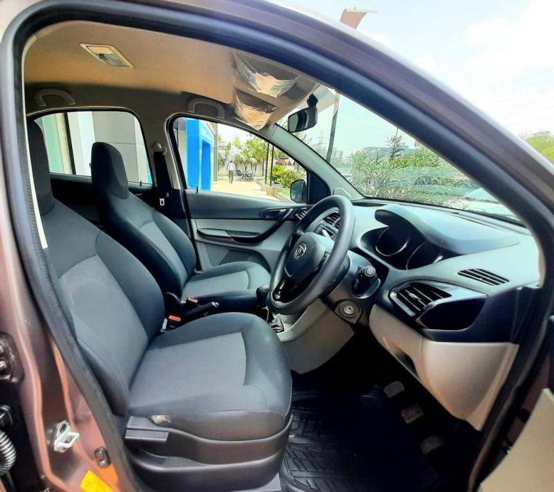 Tata Tiago Revotron XT 2019