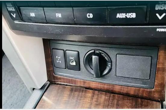 Toyota Land Cruiser Prado VX L 2013