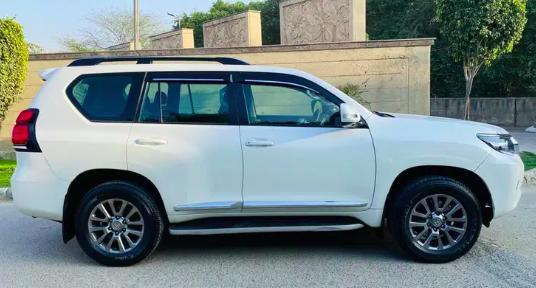 Toyota Land Cruiser Prado VX 2015