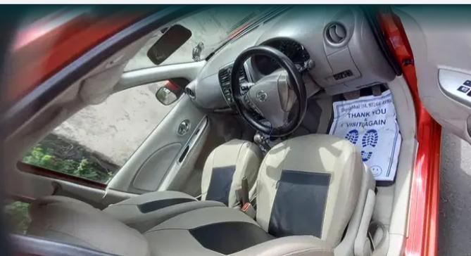 Nissan Micra XV CVT 2016