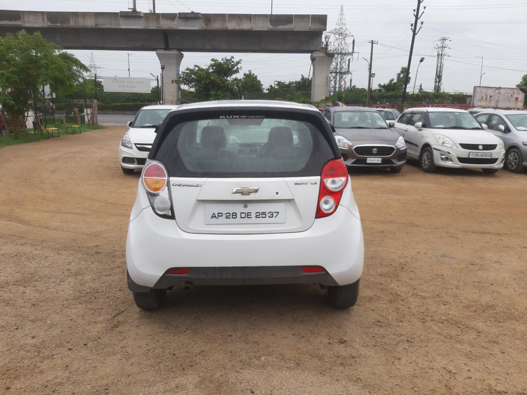 Chevrolet Beat LS Petrol 2010