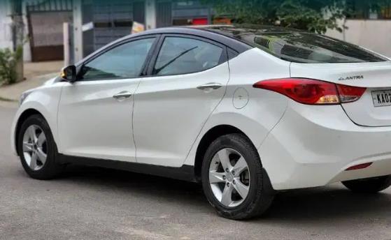 Hyundai Elantra CRDI SX 2013