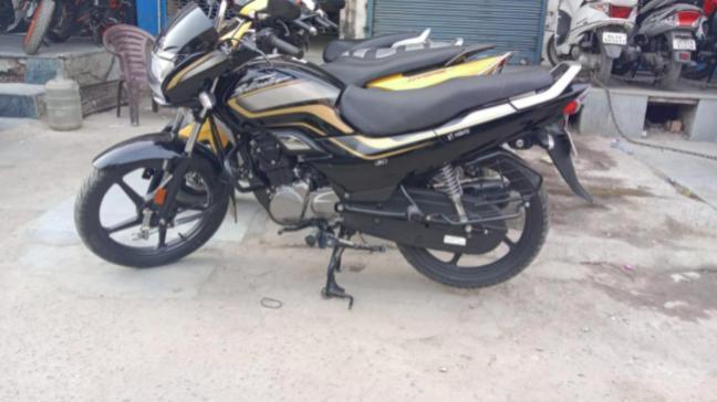 Hero Super Splendor Self Drum Alloy 125cc BS6 2020