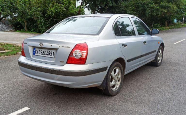 Hyundai Elantra GLS 2005