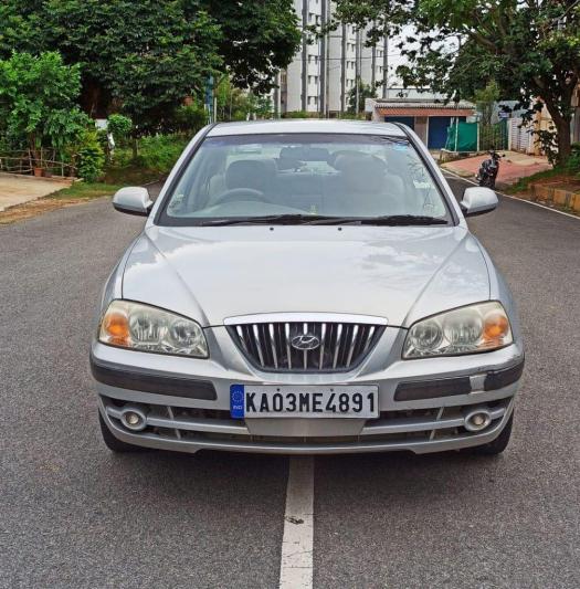 Hyundai Elantra GLS 2005