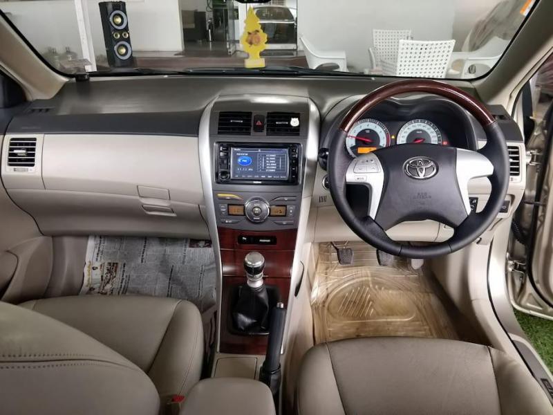 Toyota Corolla Altis 1.8 G 2012