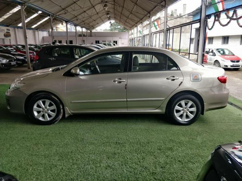 Toyota Corolla Altis 1.8 G 2012