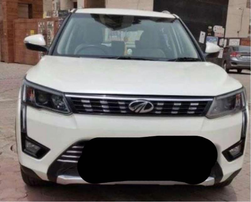 Mahindra XUV300 W8 (O) Petrol 2022