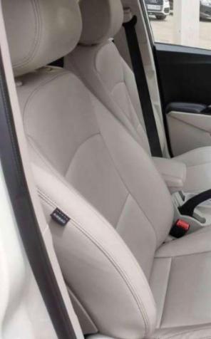 Mahindra XUV300 W8 (O) Petrol 2022