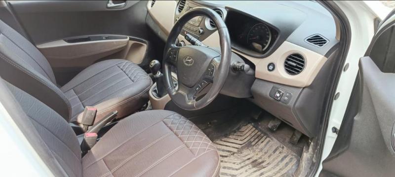 Hyundai Grand i10 Sportz (O) MT 1.2 Kappa VTVT 2016