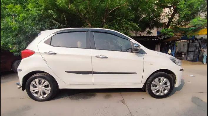 Tata Tiago Revotron XT 2018