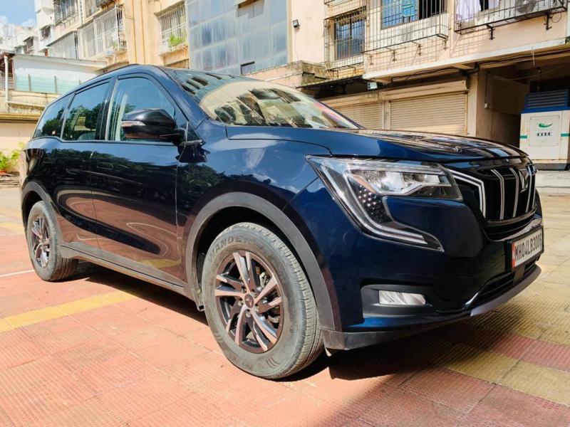 Mahindra XUV700 AX 5 Petrol MT 7 STR 2022