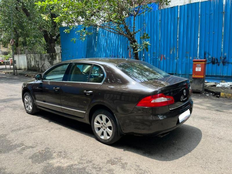 SKODA SUPERB Elegance 1.8 TSI AT 2013