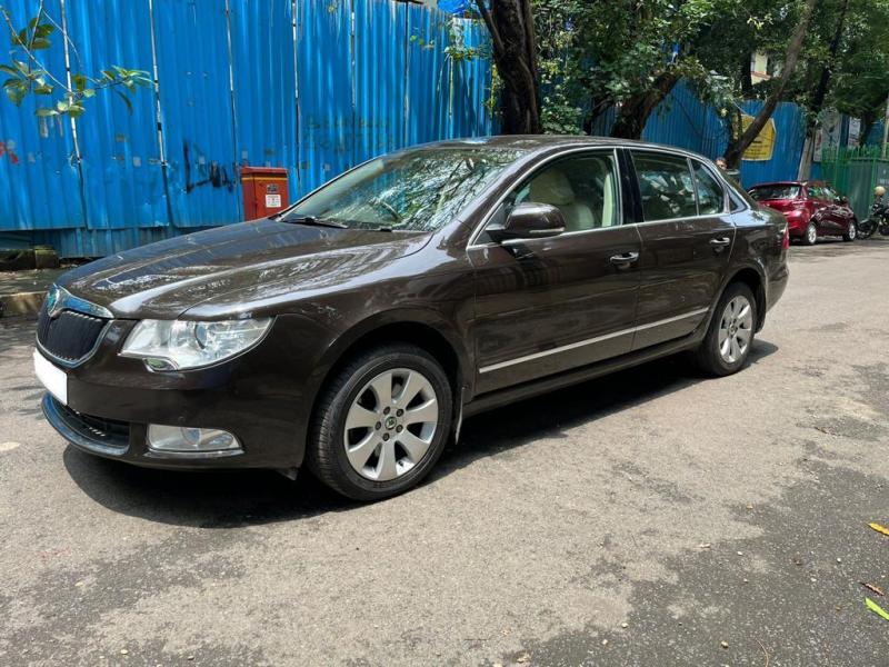 SKODA SUPERB Elegance 1.8 TSI AT 2013