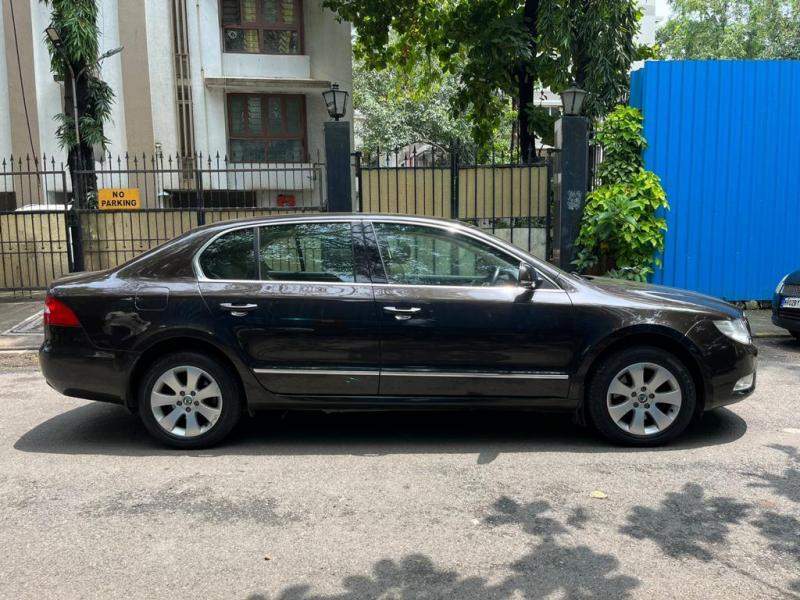 SKODA SUPERB Elegance 1.8 TSI AT 2013