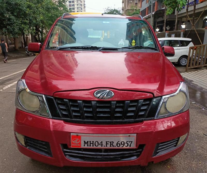 Mahindra Quanto C6 2012