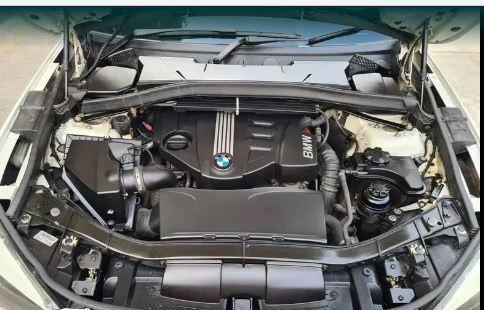 BMW X1 sDrive20d xLine 2012