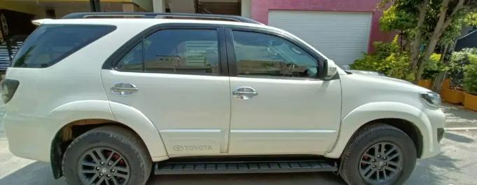 Toyota Fortuner 2.8 4x2 AT 2015