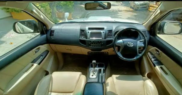 Toyota Fortuner 2.8 4x2 AT 2015