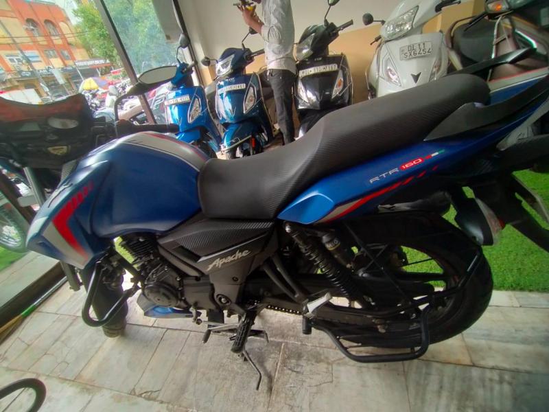 TVS Apache RTR 160 4V DISC ABS BS6 2021