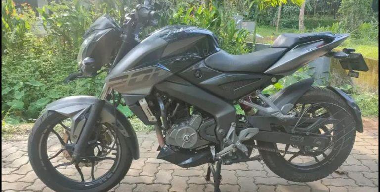 Bajaj Pulsar NS200 2017