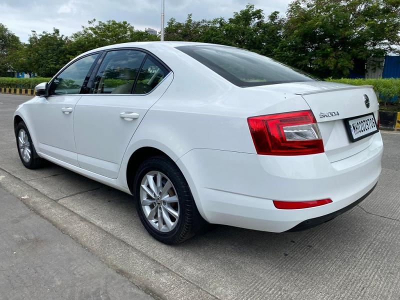 Skoda Octavia ELEGANCE 1.8 TSI AT 2015