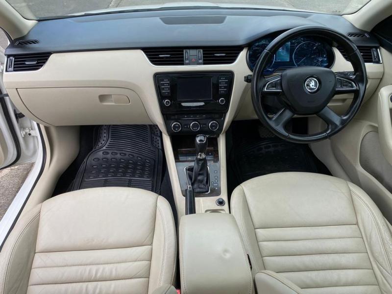 Skoda Octavia ELEGANCE 1.8 TSI AT 2015