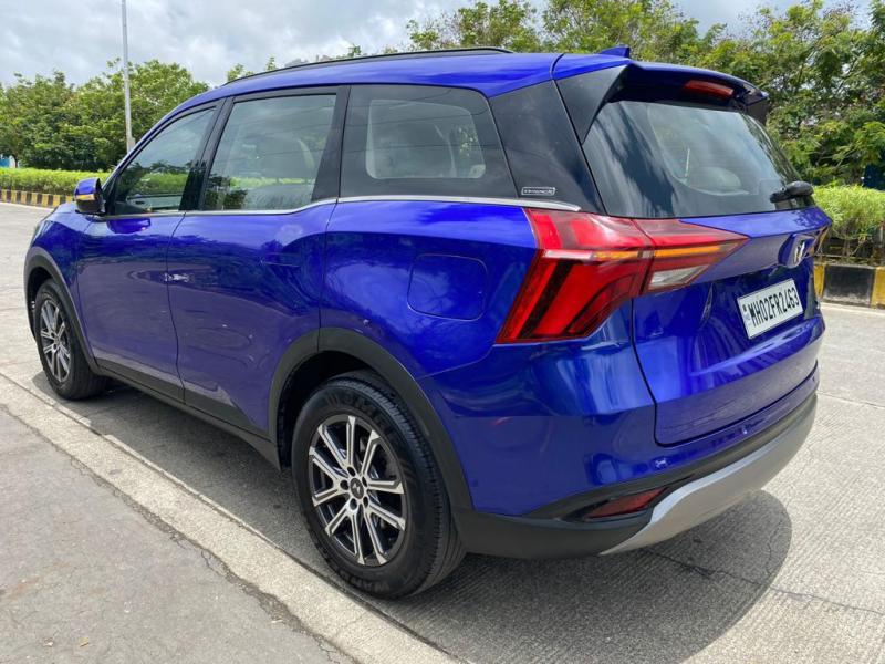 Mahindra XUV700 AX 7 Petrol AT 7 STR 2021