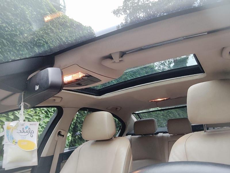 BMW 5 Series 520d 2012