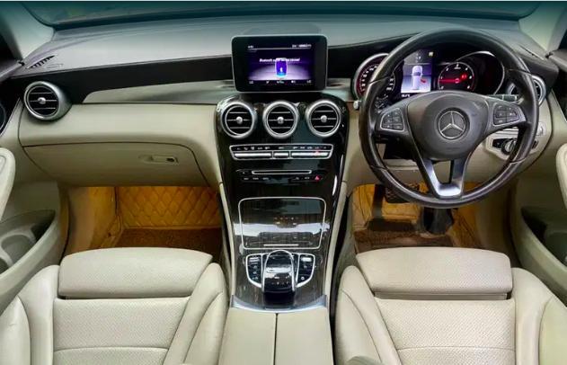Mercedes-Benz GLC 220 D 4MATIC 2018