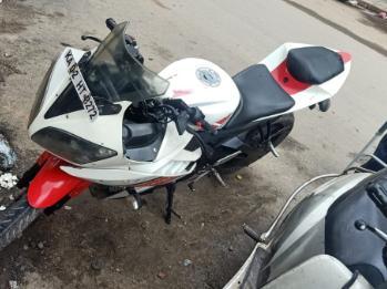 Yamaha YZF-R15 150cc 2013