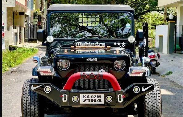 Mahindra Jeep Classic 1995