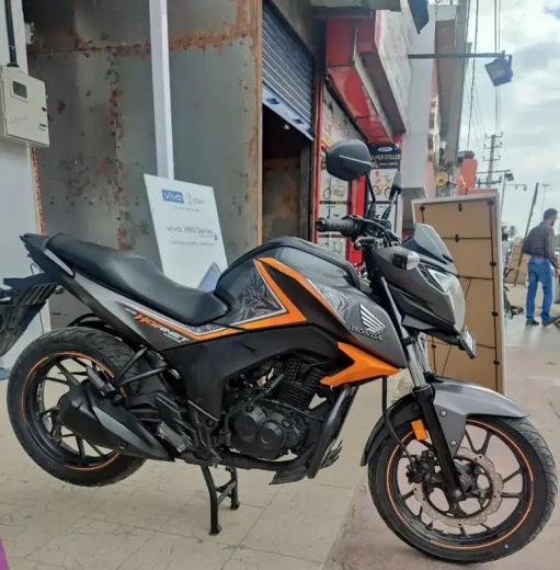Honda CB Hornet 160R STD 2017
