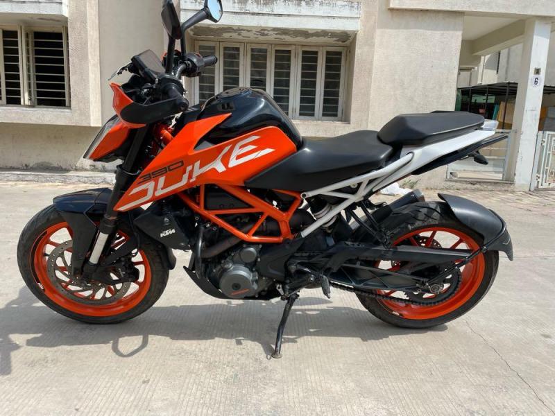 Used KTM Duke 390cc 2017 Model (PID1421473746) Bike for Sale in Ahmedabad