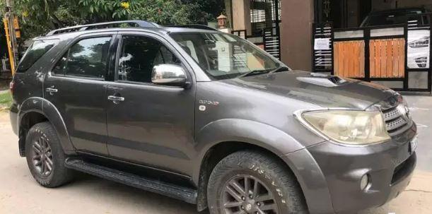 Toyota Fortuner 3.0 4x2 MT 2009