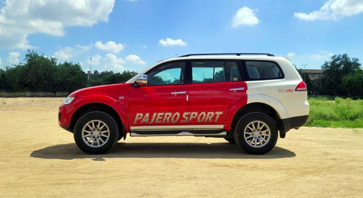 Mitsubishi Pajero Sport 2.5 MT 2017