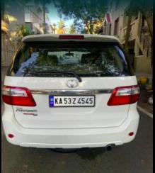 Toyota Fortuner 3.0 4x2 MT 2011