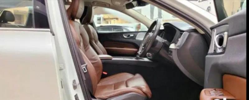 Volvo XC40 T4 R-Design 2021