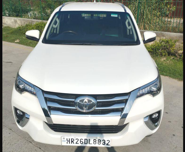 Toyota Fortuner 2.8 4x2 AT 2018